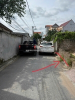 Cần bán 40 m2 đất sen hồ - lệ chi, đường 2 ô tô tránh, giá 3.25 tỷ, lh