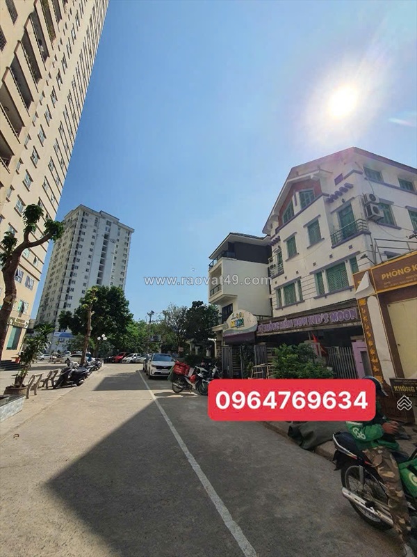 Cần bán bt trung văn intracom, tố hữu, dt 145m x 4t,mt 6,2m. giá 37,5 tỷ. lh: