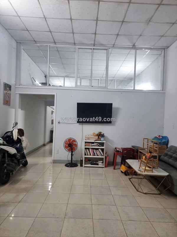 Cần bán nhà mt lê văn sĩ - thông hồ tùng mậu