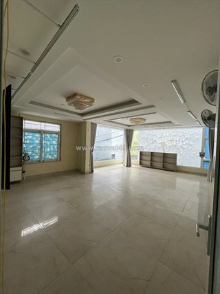 Cần cho thuê 100m2 mb tầng 2 tại số 17 ngõ hòa bình 2 (p.minh khai, hbt), hn,