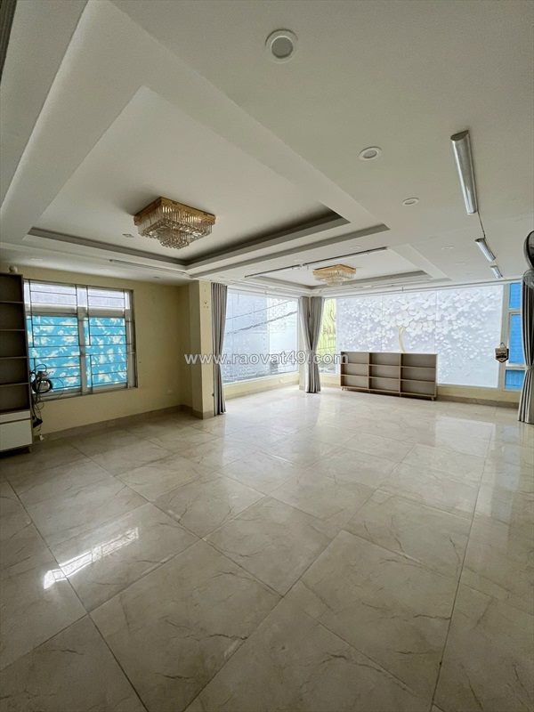 Cần cho thuê 100m2 mb tầng 2 tại số 17 ngõ hòa bình 2 (p.minh khai, hbt), hn,