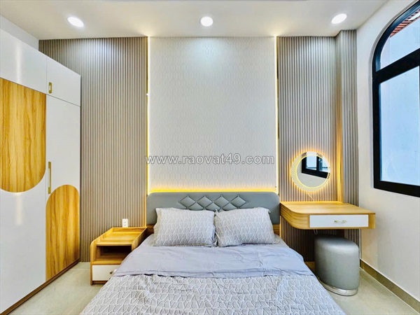 Ccmn cầu diễn 52m2x7 tầng, thang máy, 11 phòng, 55 triệu/tháng, 10m ô tô, giá