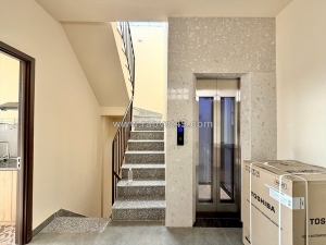 Chdv - 14pn - bình thạnh - có than máy - xây mới 100% - 5 tầng btct - ngay