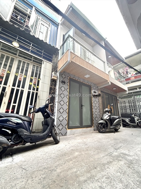 Chỉ 2.65t có ngay nhà mới 2 tầng- đ.đoàn văn bơ-  giao thương giữa tôn thất