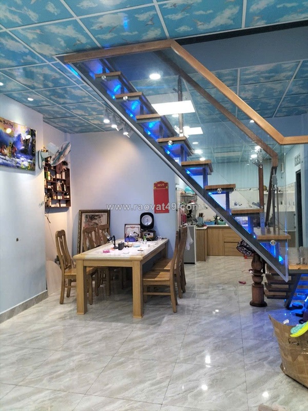 Chính chủ bán nhà 2 tầng, hẻm ô tô thông, 5.1 x 20, ở đường quang trung, giá