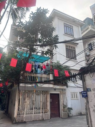 Chính chủ bán nhà – kiểu biệt thự pháp – 3 mặt thoáng, 2 mặt ôtô vào tại thanh