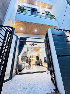 Chính chủ cần bán nhanh nhà gần sân bay cầu rồng khu trung tâm quận hải châu,