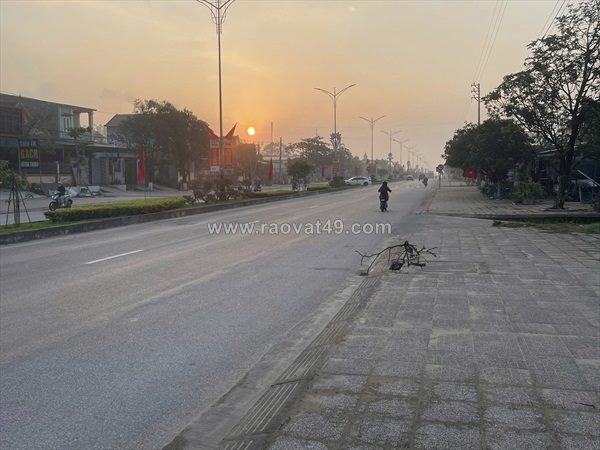Chính chủ chuyển nhượng lô đất đẹp - kinh doanh sầm uất - ql 1a tt hồng lĩnh,