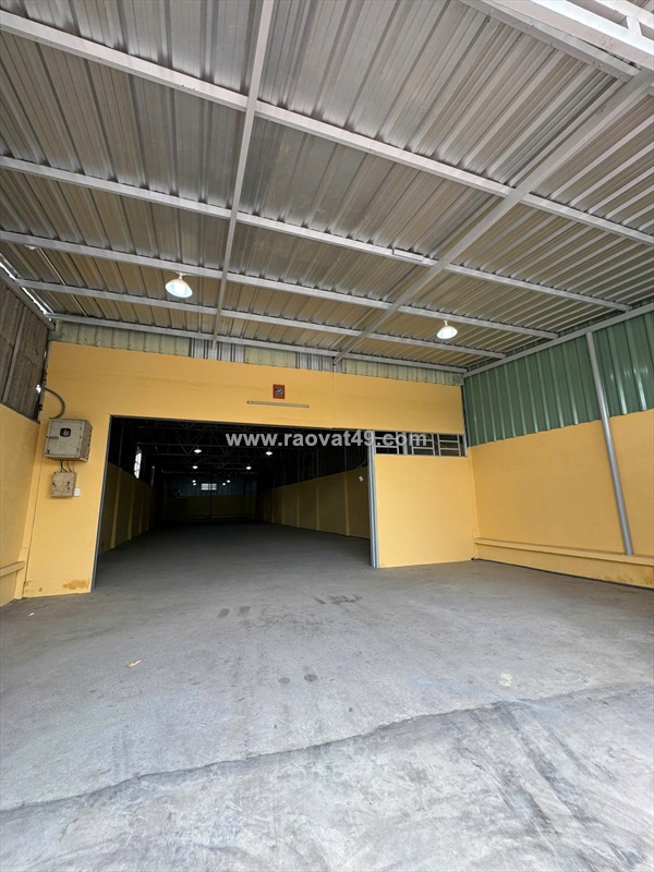 Cho thuê 450m2 kho mt nguyễn cửu phú đối diện đh phạm ngọc thạch