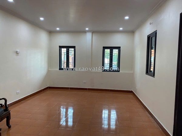 Cho thuê căn hộ liên kề làm văn phòng hoặc để ở tại ngọc lâm, long biên, hà nội