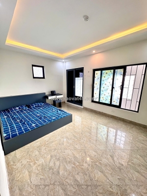 Cho thuê ccmn đẹp thoáng sáng ban công cửa sổ 145 chính kinh, thanh xuân