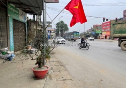 Cho thuê mặt bằng ngã 4 cây xăng, xuân khanh, sơn tây, hà nội