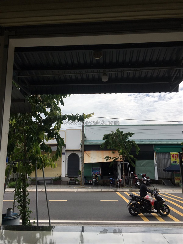 Cho thuê mặt tiền kinh doanh, vị trí đẹp, thích hợp mở tiệm tóc, quầy thuốc