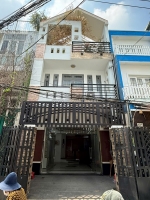 Cho thuê nhà 1 trệt 2 lầu, xe hơi vào trong nhà dt: 90m2, 4pn, đ.tô hiến thành,