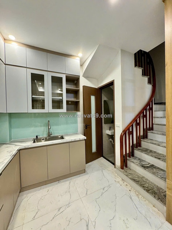 Cho thuê nhà riêng mới tinh – 5 tầng – 3 phòng ngủ - 10tr/tháng