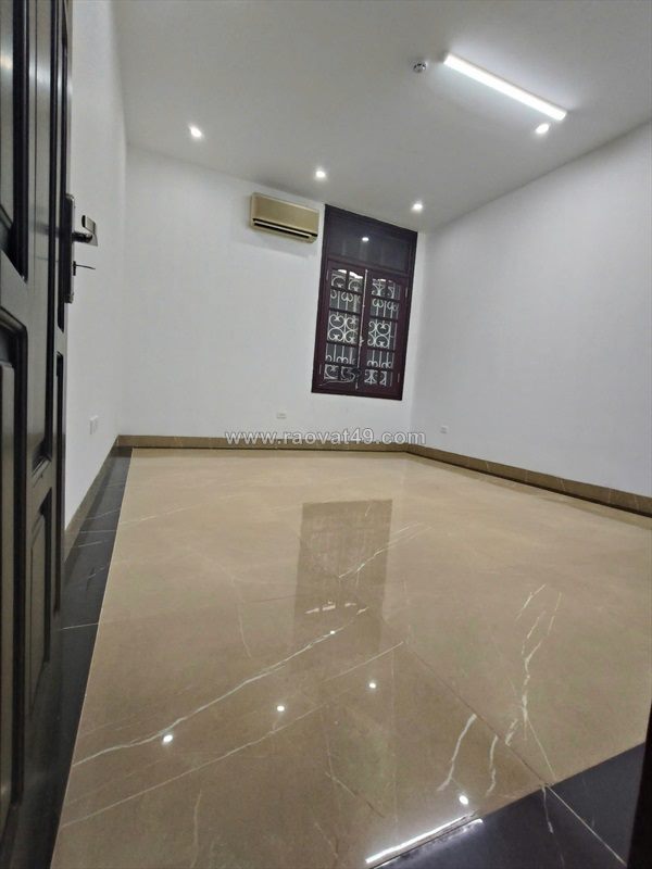 Cho thuê văn phòng 90m² – nhà mới – có thang máy tại 232 hoàng văn thái , hà nội