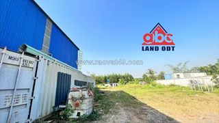 Cho thuê xưởng sản xuất dt đất 4000m2. tt long thành . chỉ 80tr. trống xưởng