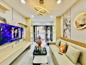 Chốt trong tháng giêng – vừa có nhà mới, vừa có điện thoại xịn – quá đã luôn