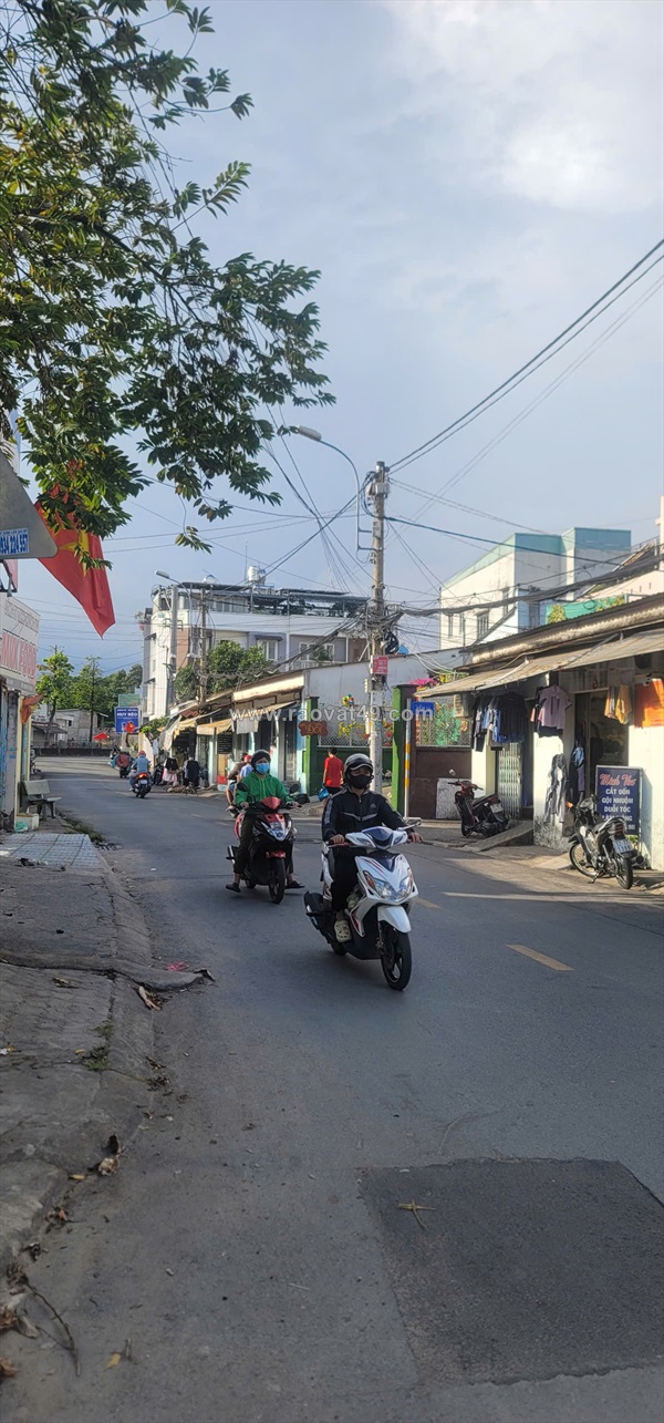Chủ cần bán gấp - lô góc mặt tiền đường số - giáp phạm văn đồng - linh tây