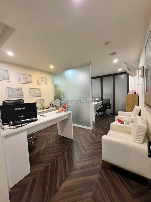 Chuyển nhượng cơ sở kinh doanh spa  vị trí đẹp tại quận hai bà trưng , hà nội