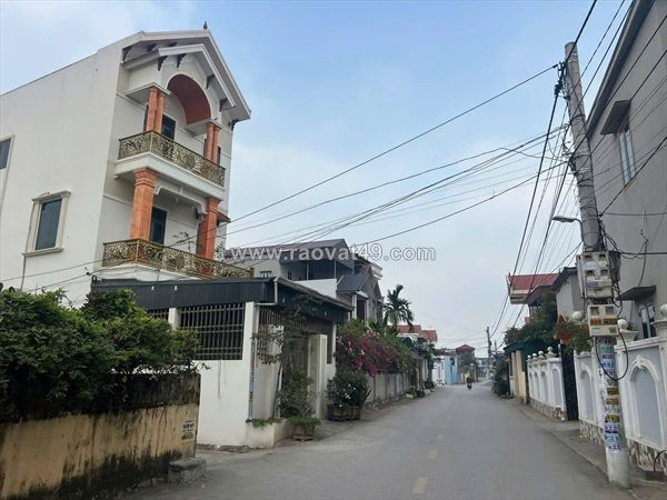 Đất bám đường trục - vị trí trung tâm, giá trị sinh lời cao - trục xã thành