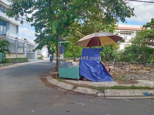 Đất biệt thự 2 mặt tiền hẻm 668 quốc lộ 13, hiệp bình phước , thành phố thủ đức