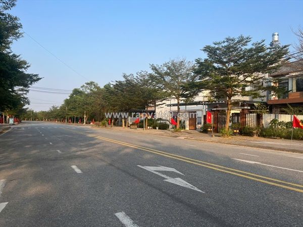 Đất đẹp- giá tốt chính chủ cần bán nhanh lô đất vị trí chiến lược tại xã xuân