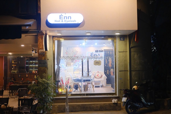 Do bầu bí không tuyển được nhân viên nên mình cần sang nhượng quán nail mi gội