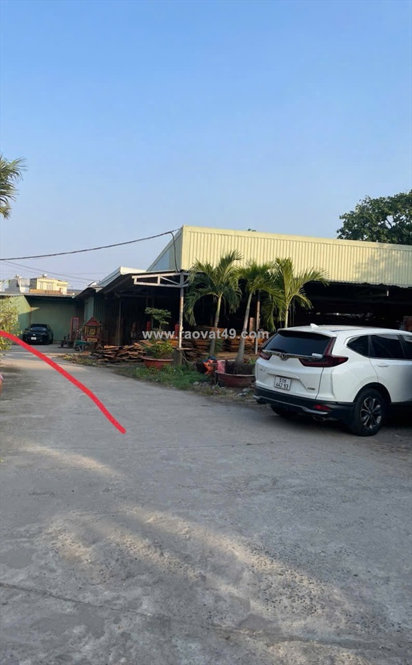 Giá thấp hơn định giá ngân hàng 500 triệu – kho q12 ngang 10m cực hiếm