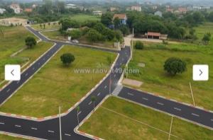 Giá tốt: bán đất dt: 250m2 vị trí đẹp mặt tiền chính xã phú thịnh, kim anh, sóc