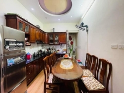 Giảm 500 triệu nhà xuân đỉnh 33 mét 5 tầng 9,8 tỷ