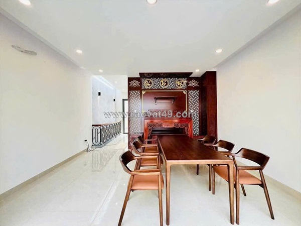 Giảm sâu 600 triệu – siêu phẩm thang máy mặt tiền hiệp thành  – q12