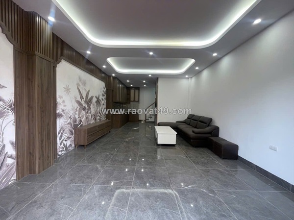 Hạ giá 400tr bán nhà cổ linh 46m2, 6 tầng thang máy chỉ 12.x tỷ, ô tô cạnh nhà