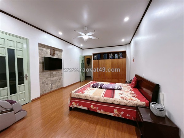 Hiếm!  nhân chính – thanh xuân  mặt ngõ thông ô tô vào nhà – 178m² – giá tốt
