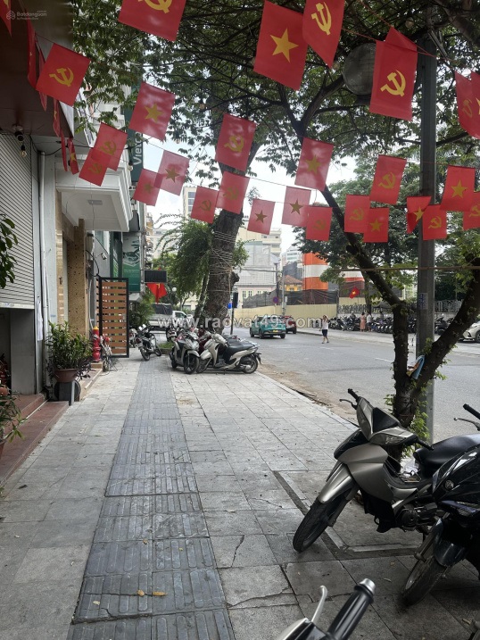 Linhhk cho thuê mặt phố hàng trống 90m² mt 8m