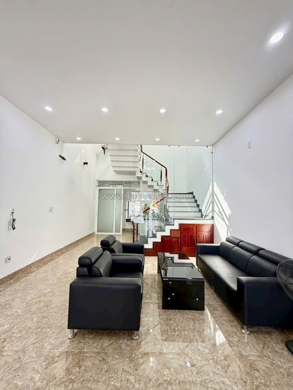 🏡mặt phố kinh doanh🏝️ lê đại hành gần ông ích đường 100m2 - giá bán nhỉnh 9