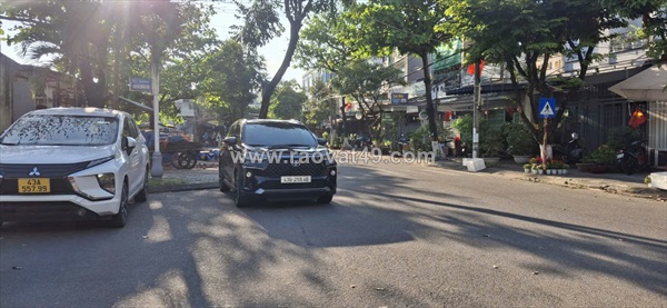 Mặt tiền hải châu – đối diện chợ nguyễn tri phương – 9.5 tỷ