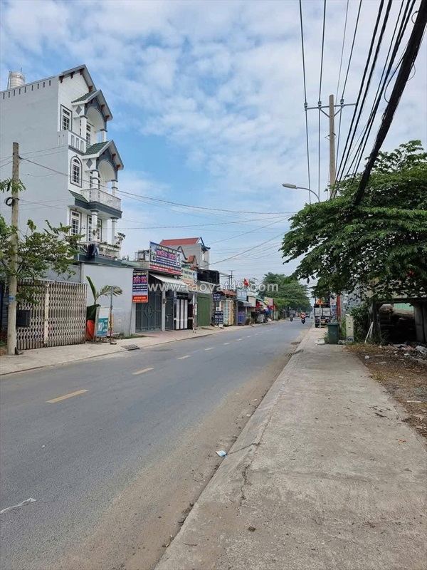 Mặt tiền phạm thị giây – ngay ngã 5 sầm uất – xây 5 lầu – chỉ 8,5 tỷ tl
