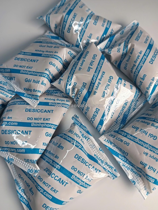 Muốn đồ ăn vặt giòn ngon đến khách hàng? dùng gói hút ẩm thịnh phong ngay!