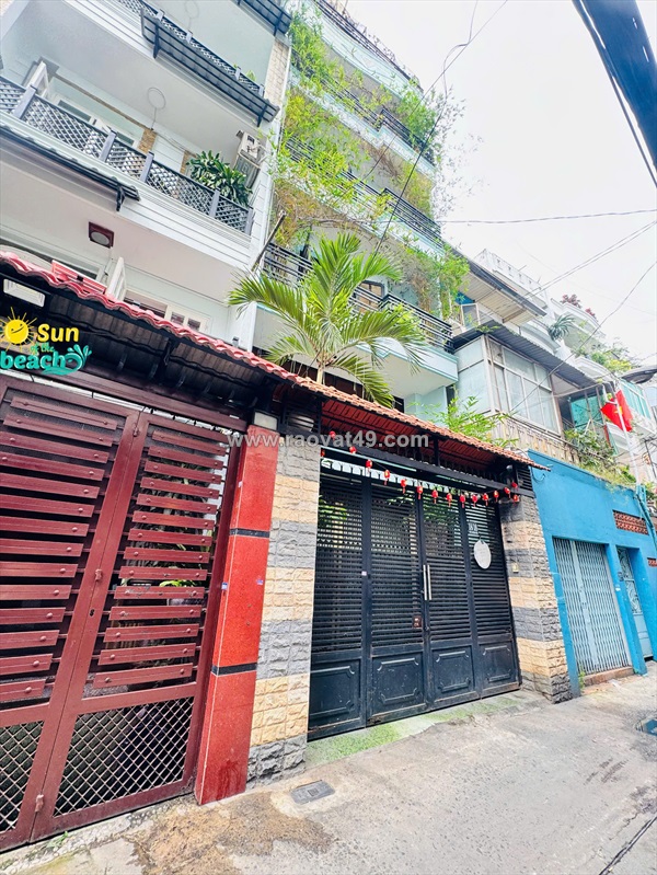 Ngang lớn 5,5m*17m - bán nhà 4 tầng xe hơi ngủ trong nhà đ. trần quang diệu,