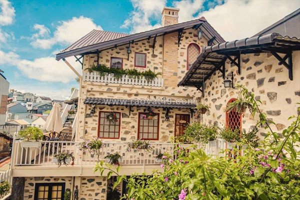 Ngộp nặng – bán gấp villa hoa đá đà lạt - giá mới chỉ 23 tỷ - thương lượng sâu