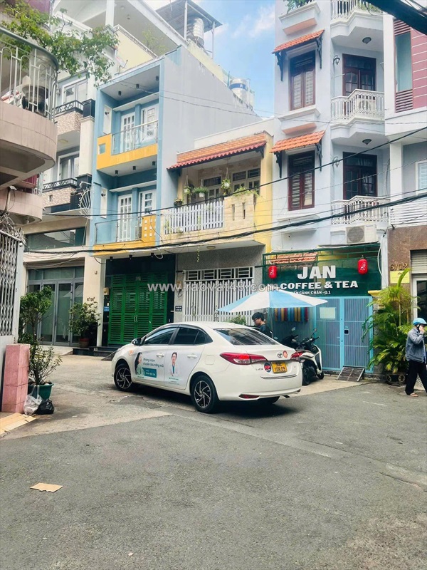 Ngộp ngộp- bán nhanh trước tết_mặt tiền hxh đỗ cửa vip 6tầng nguyễn cảnh chân q1