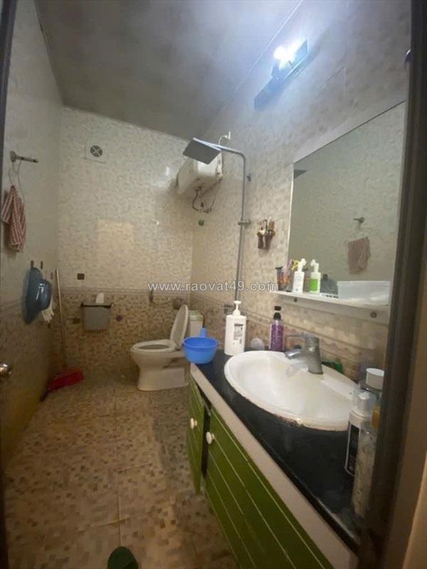 Nhà 3 tầng - hai mặt tiền tổ 5, quang minh, mê linh, hn. đường thông, oto qua