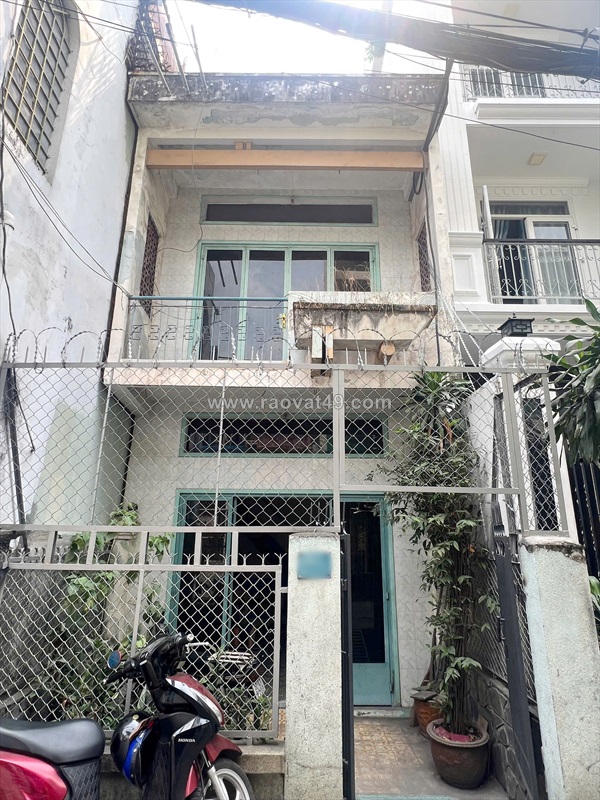 Nhà 3 tầng hxh đường dương bá trạc p.chánh hưng. giá: 8.2 tỷ