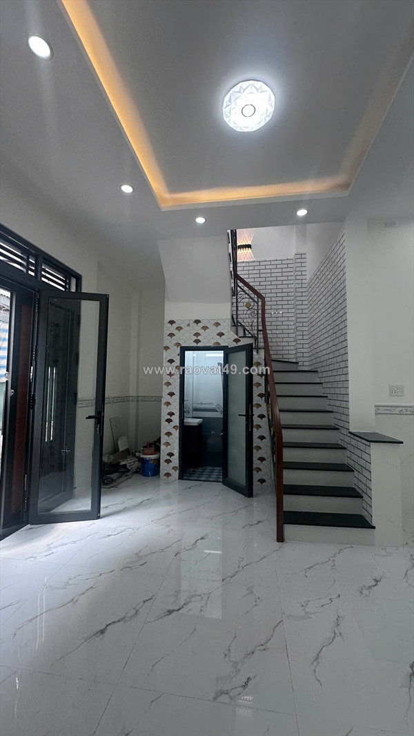 Nhà bán cách mặt tiền 1 căn liên tỉnh 5 q8 ngay vòng xoay cầu nhị thiên đường