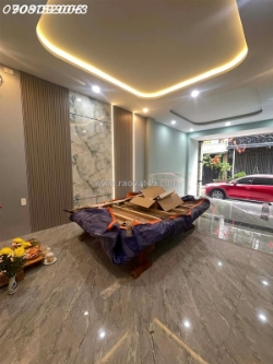 Nhà bán ở ngay, chủ tặng nội thất, ngay ngã tư nguyễn văn quá với quang trung