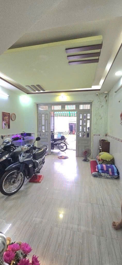 Nhà bán q12 diện tích gần 98m2 hẻm oto sát nhà -nhà đẹp -2 tầng vô ở ngay gần
