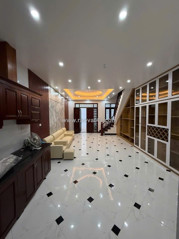 Nhà dân xây phố thanh am  7 ngủ cho thuê  10m ra mặt phố kinh doanh sầm uất