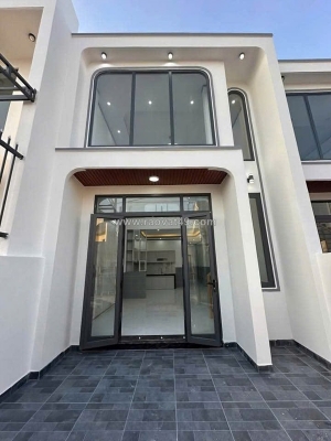 Nhà đẹp 1 trệt 1 lửng – sổ hồng riêng – giá chỉ 1,4 tỷ