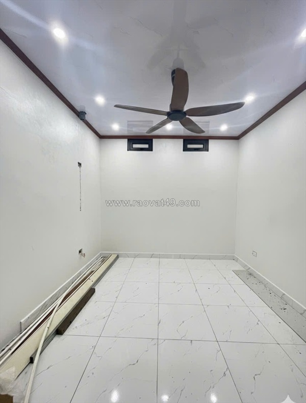 Nhà đẹp – giá tốt – cần bán nhà mới xây 3 tầng tại 99/110 phường định công,